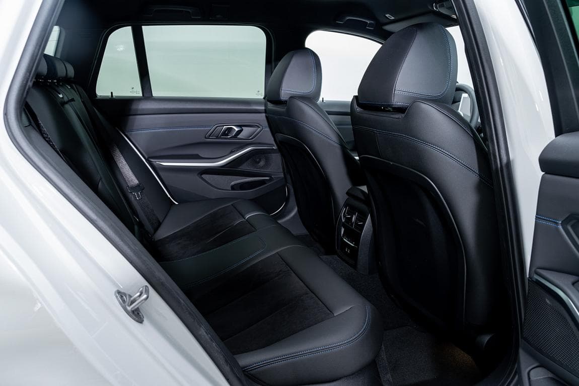 2024 BMW 3-Series - 12