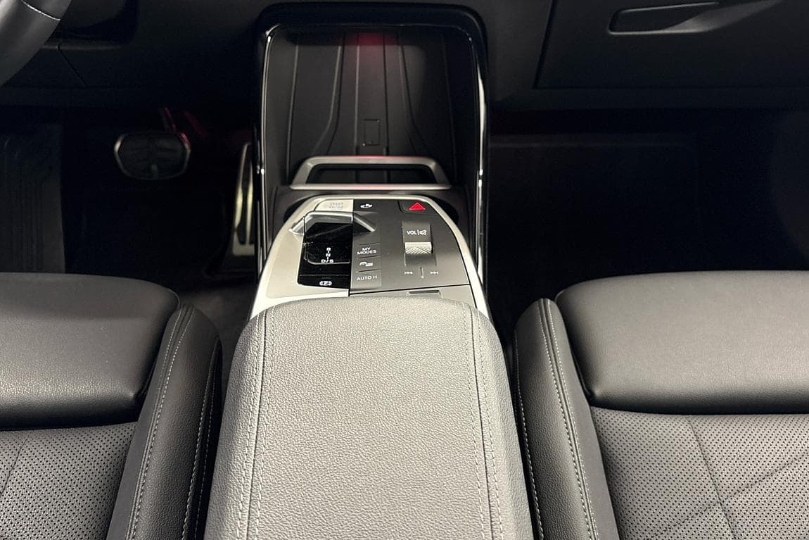 2023 BMW 2-Series - 11