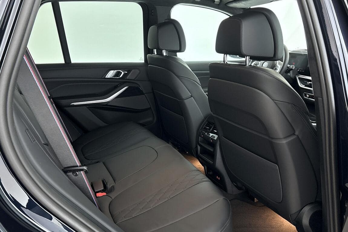 2025 BMW X5 - 11