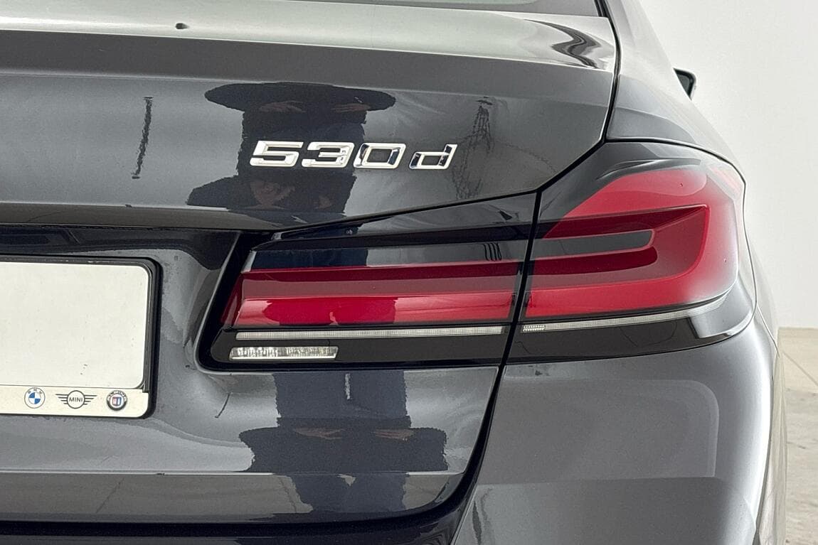 2022 BMW 5-Series - 4