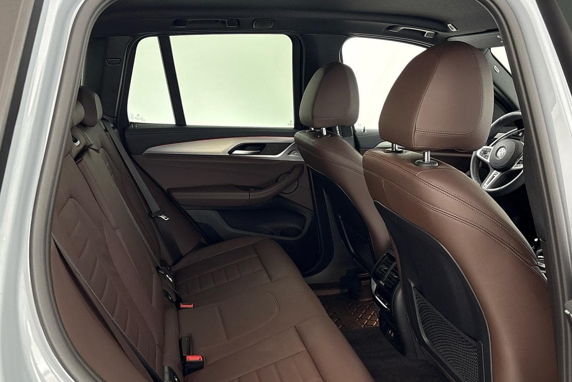 2022 BMW X3 - 11