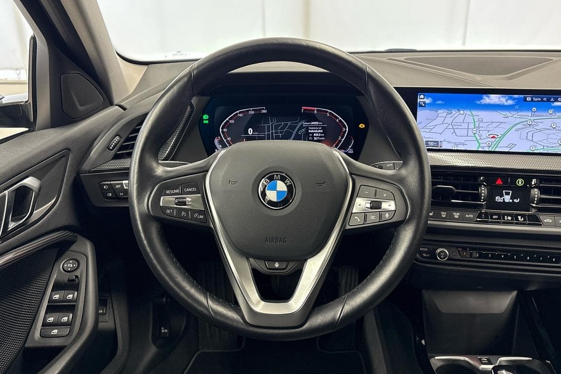 2023 BMW 1-Series - 8