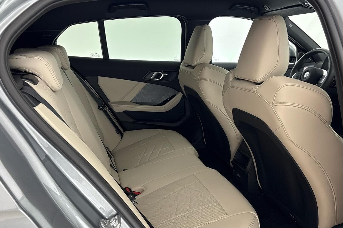 2024 BMW 1-Series - 11