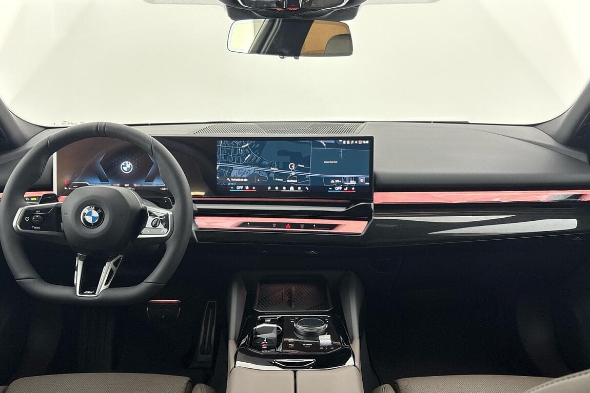 2025 BMW 5-Series - 7