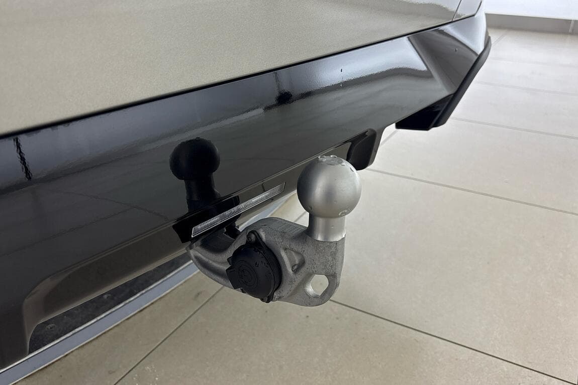 2026 BMW 5-Series - 10