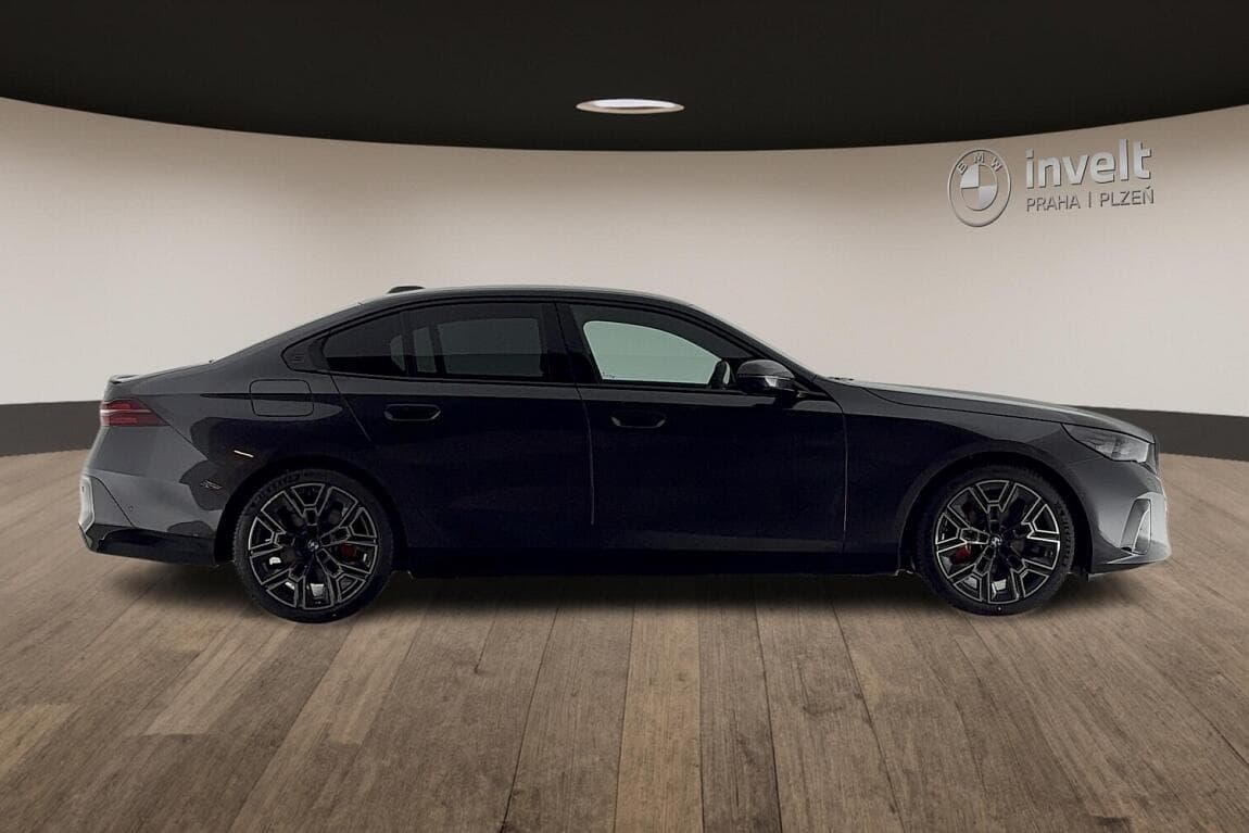 2025 BMW 5-Series - 2