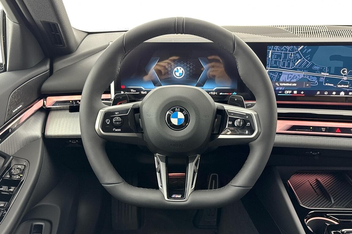 2025 BMW 5-Series - 8