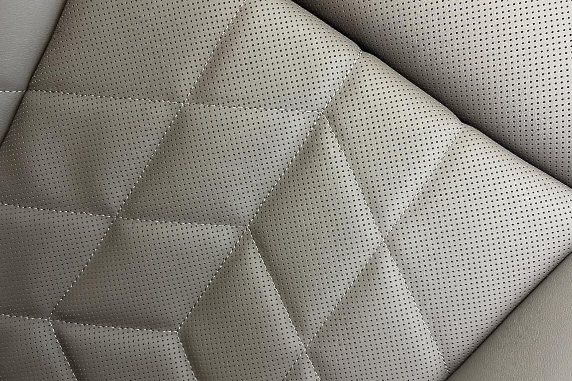 2025 BMW 5-Series - 17