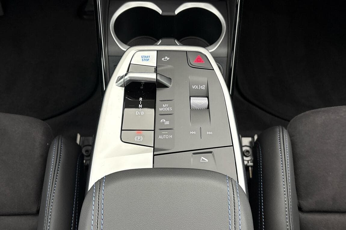 2025 BMW Ostatní - 10