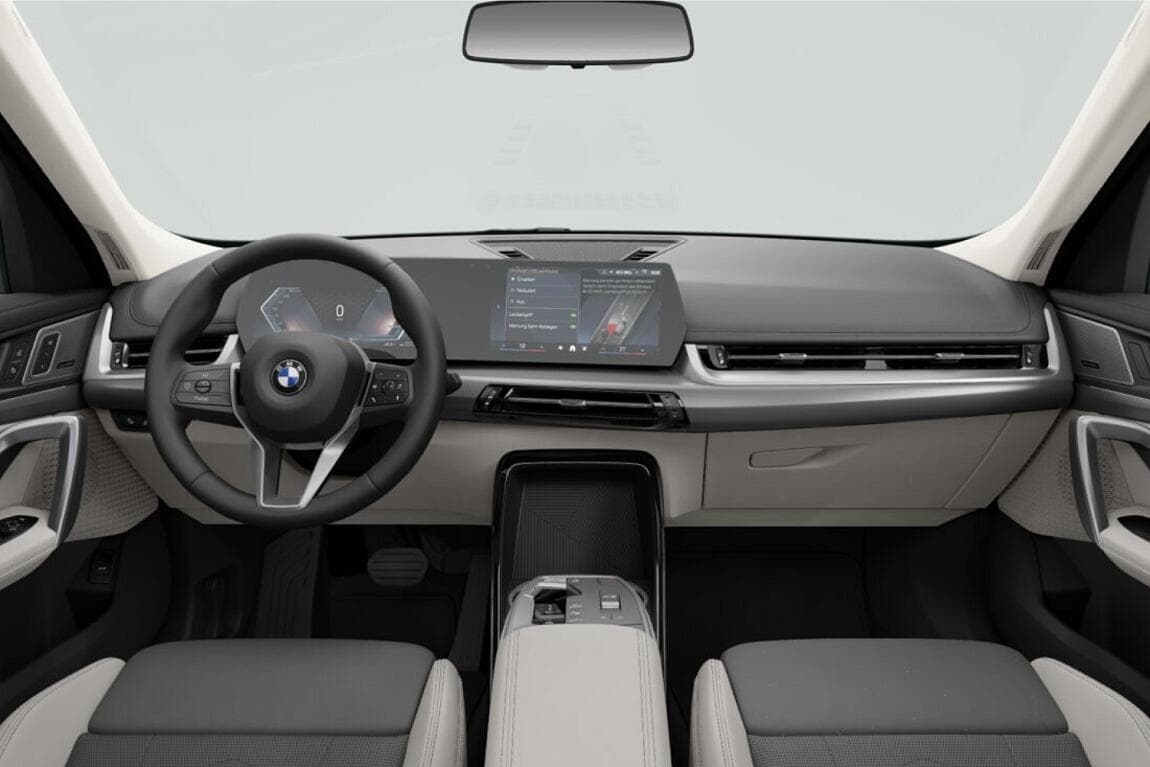 2025 BMW X1 - 4