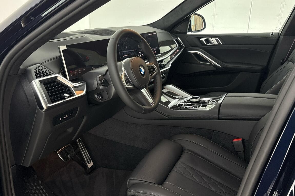 2025 BMW X6 - 6