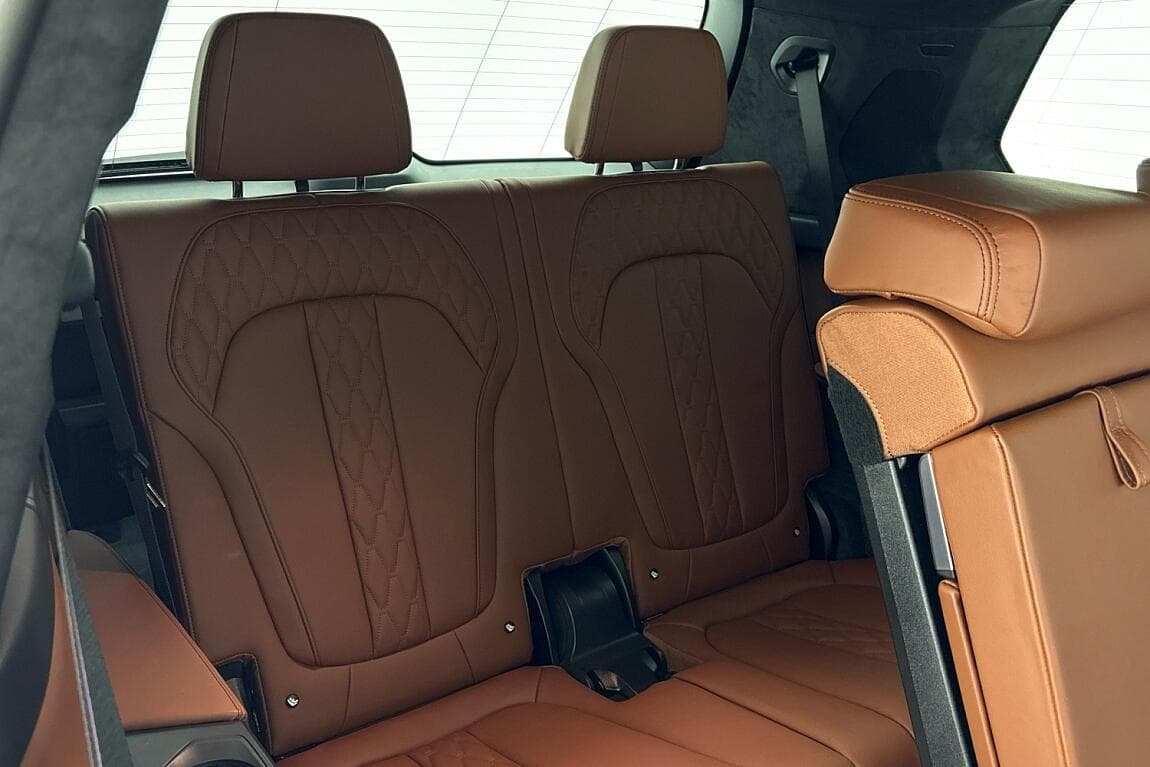 2026 BMW X7 - 13
