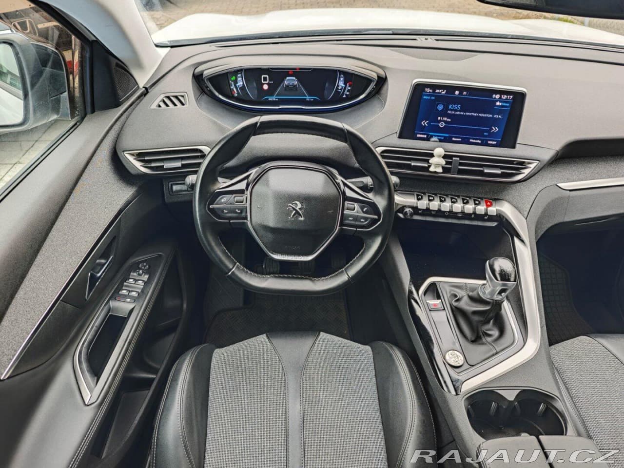 2020 Peugeot 5008 - 17