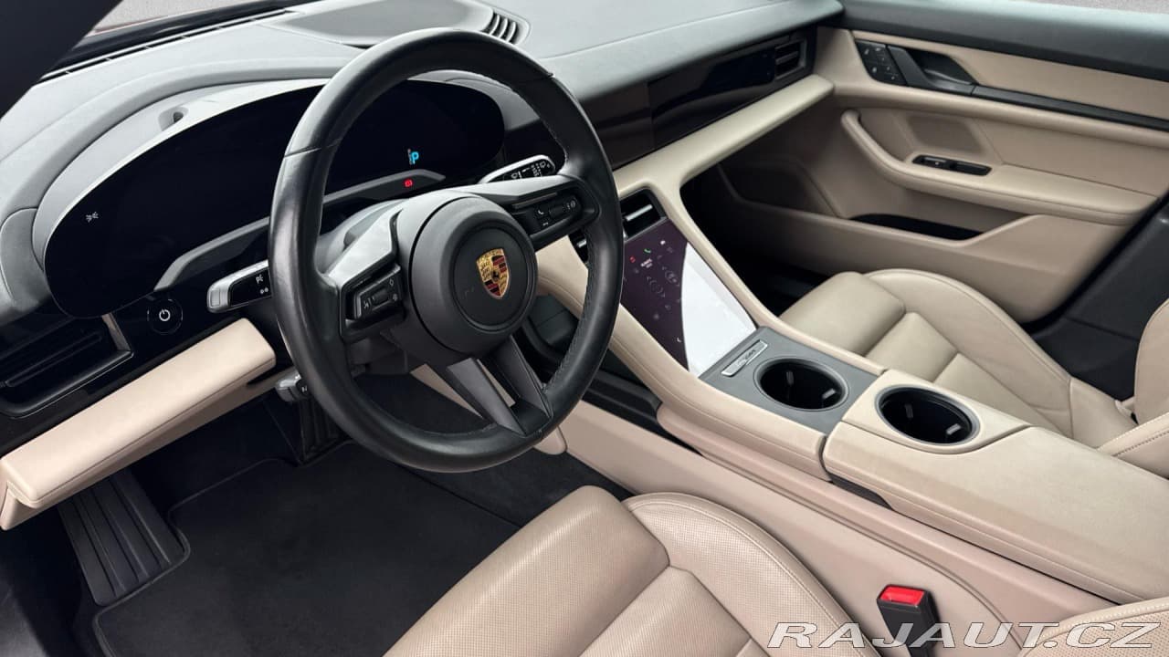 2023 Porsche Taycan - 15