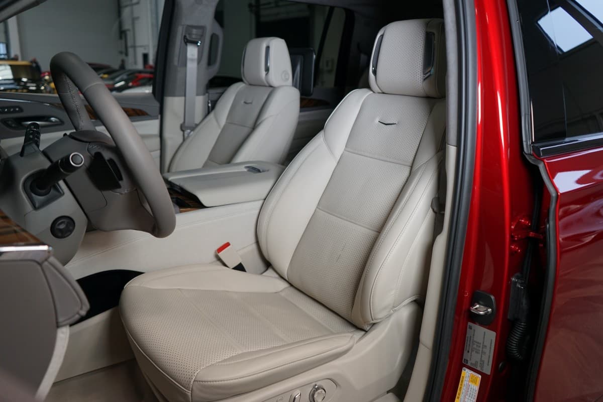 2026 Cadillac Escalade - 15