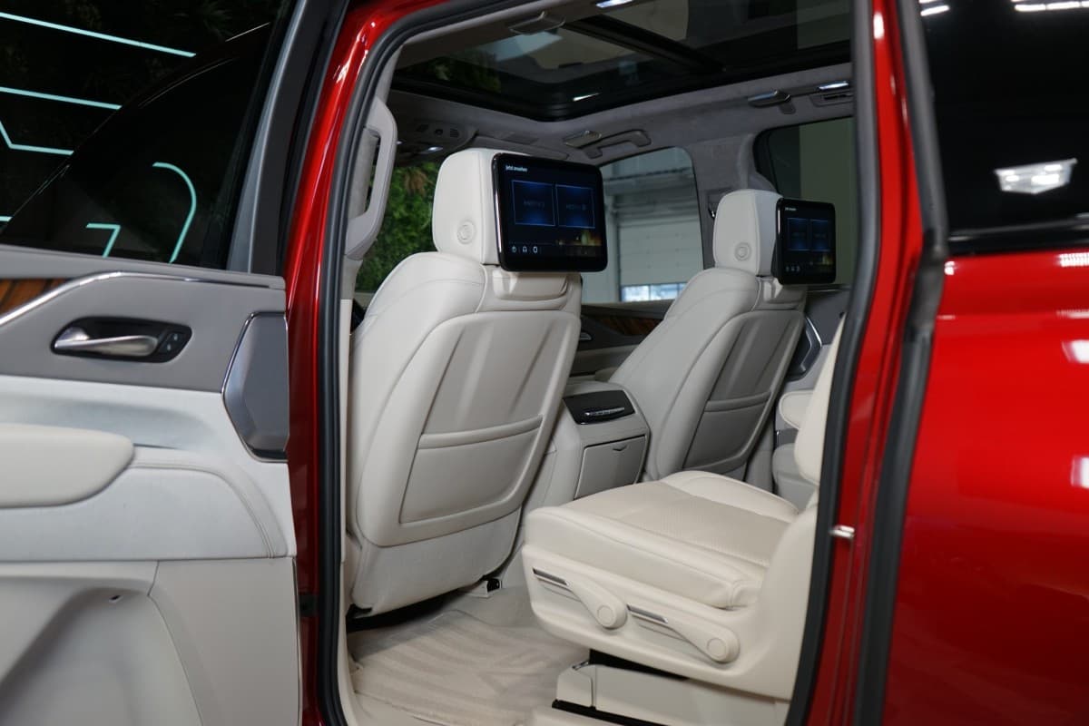 2026 Cadillac Escalade - 16