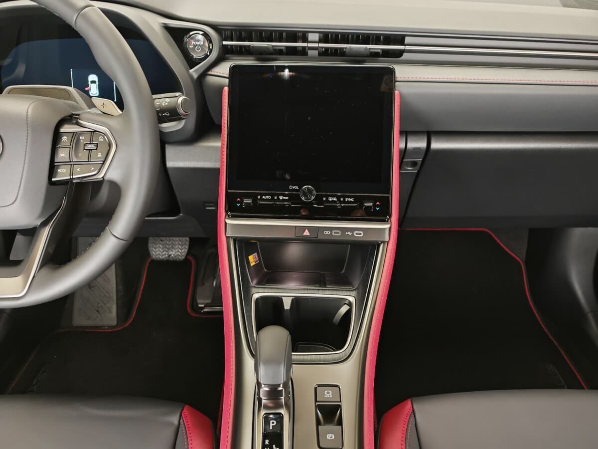 2025 Lexus Ostatní - 16