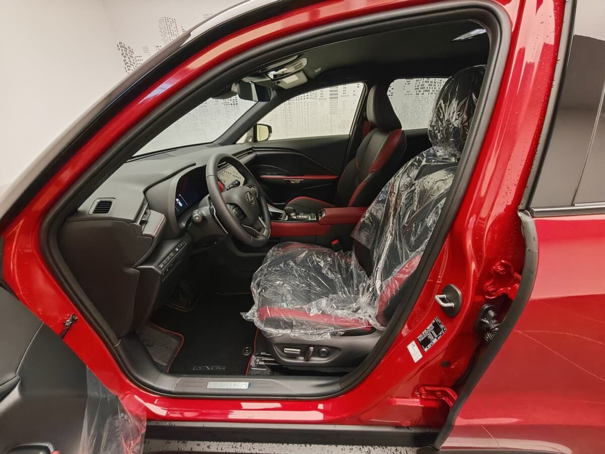 2025 Lexus Ostatní - 17