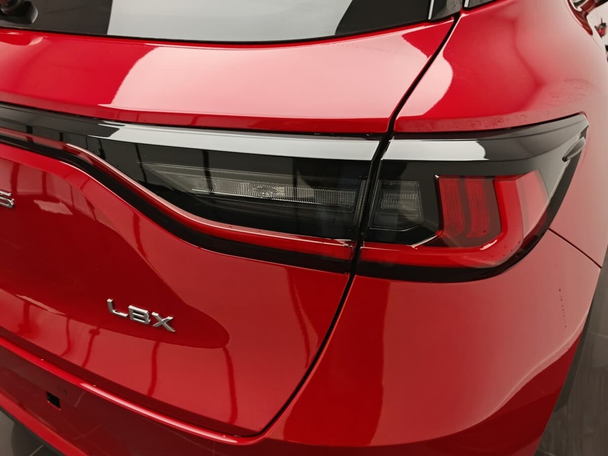 2025 Lexus Ostatní - 7