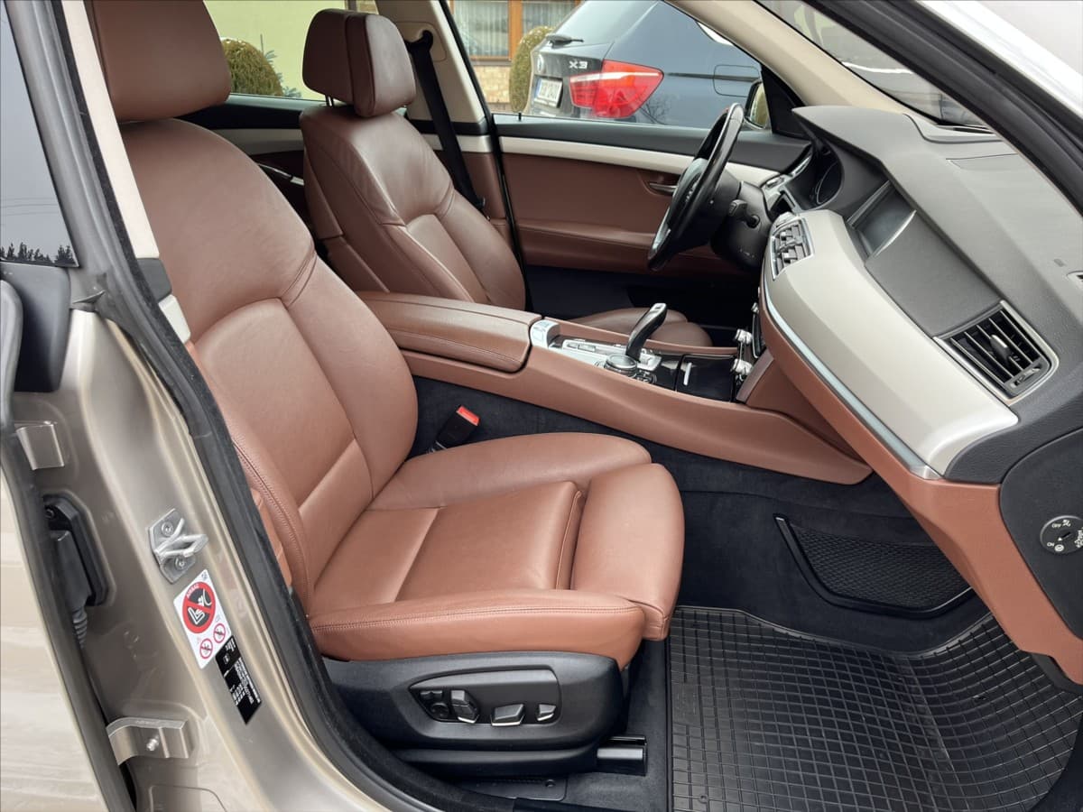 2015 BMW 5-Series - 20