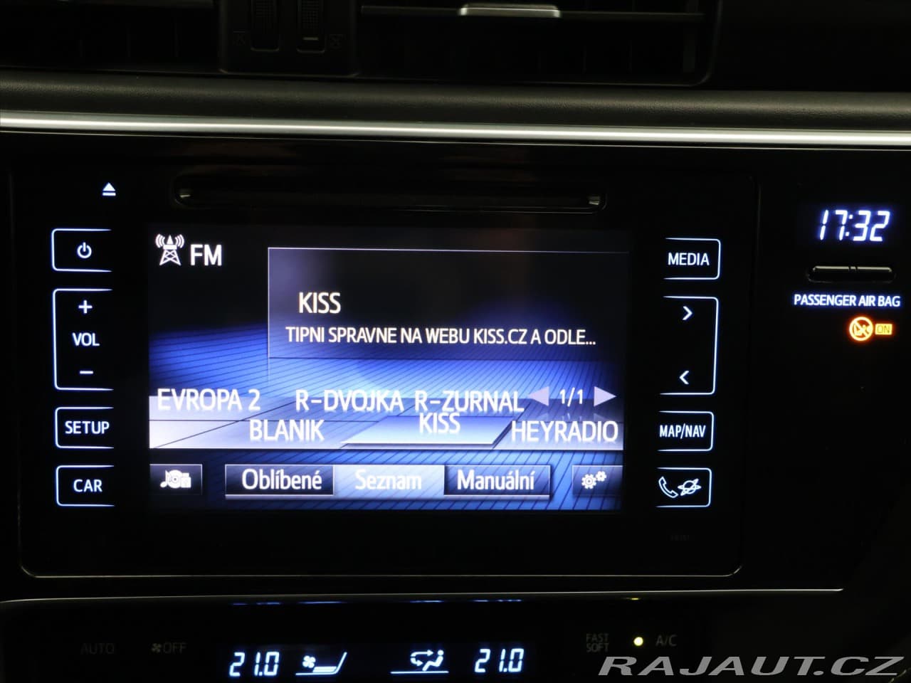 2016 Toyota COROLLA - 15