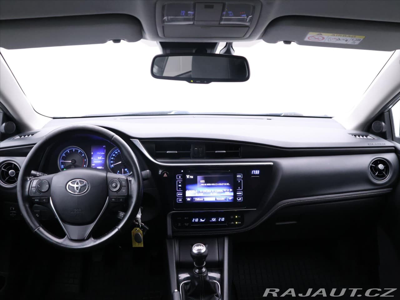 2016 Toyota COROLLA - 17