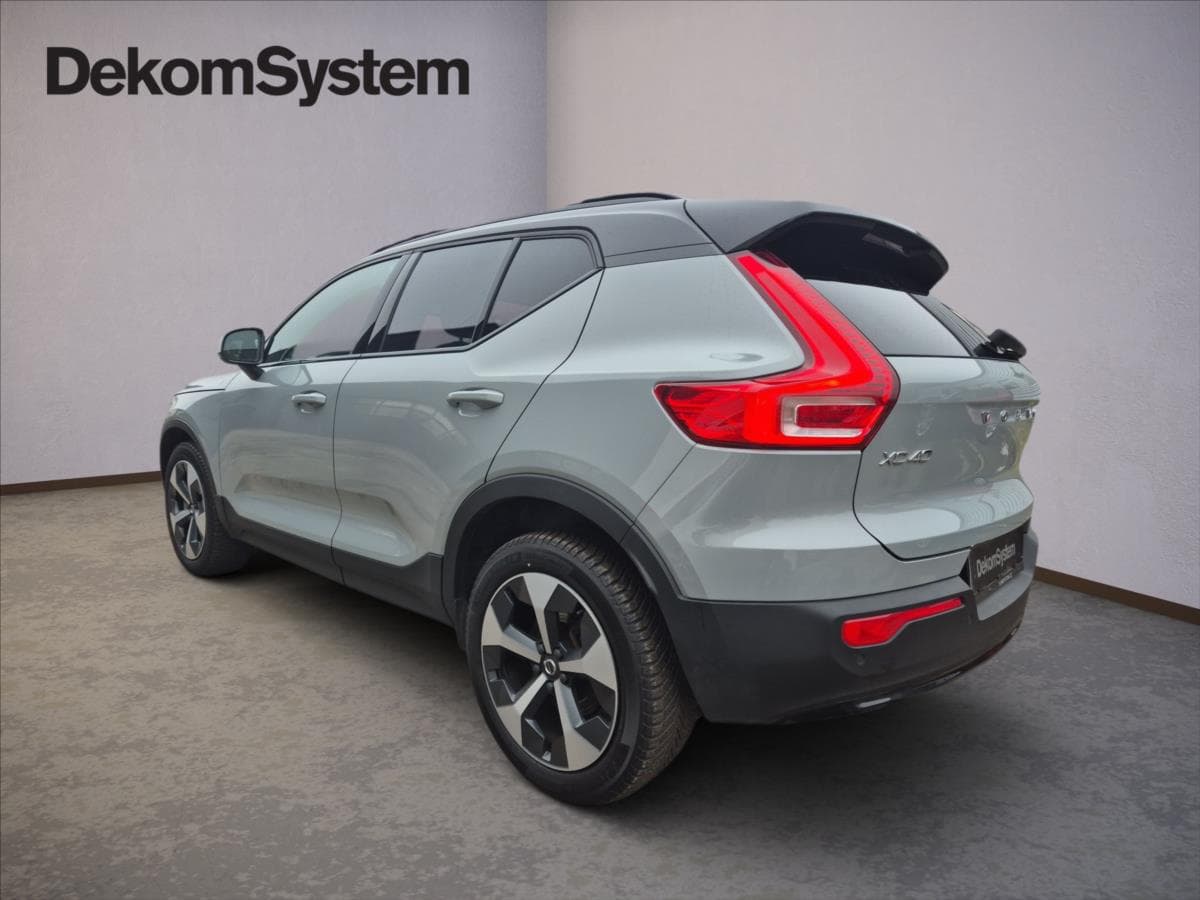 2023 Volvo Xc40 - 4