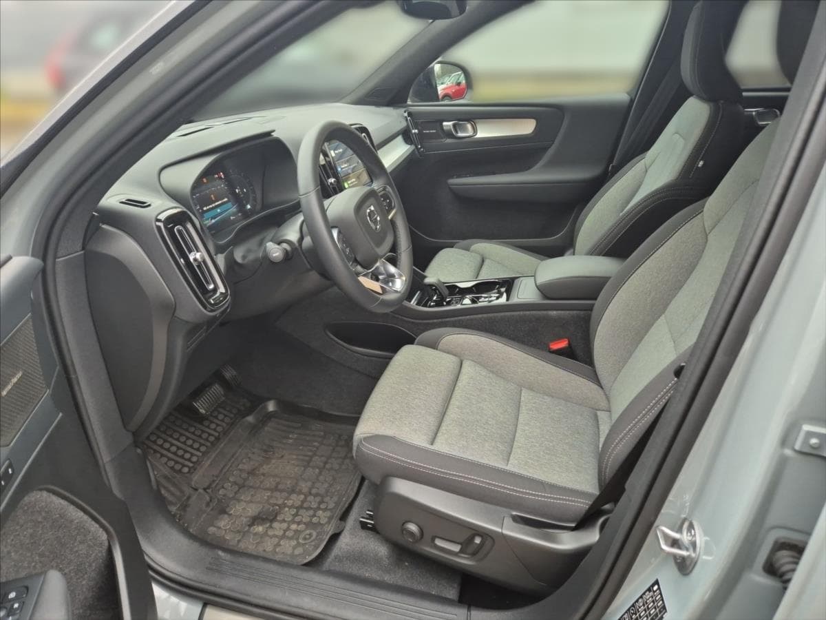 2023 Volvo Xc40 - 7