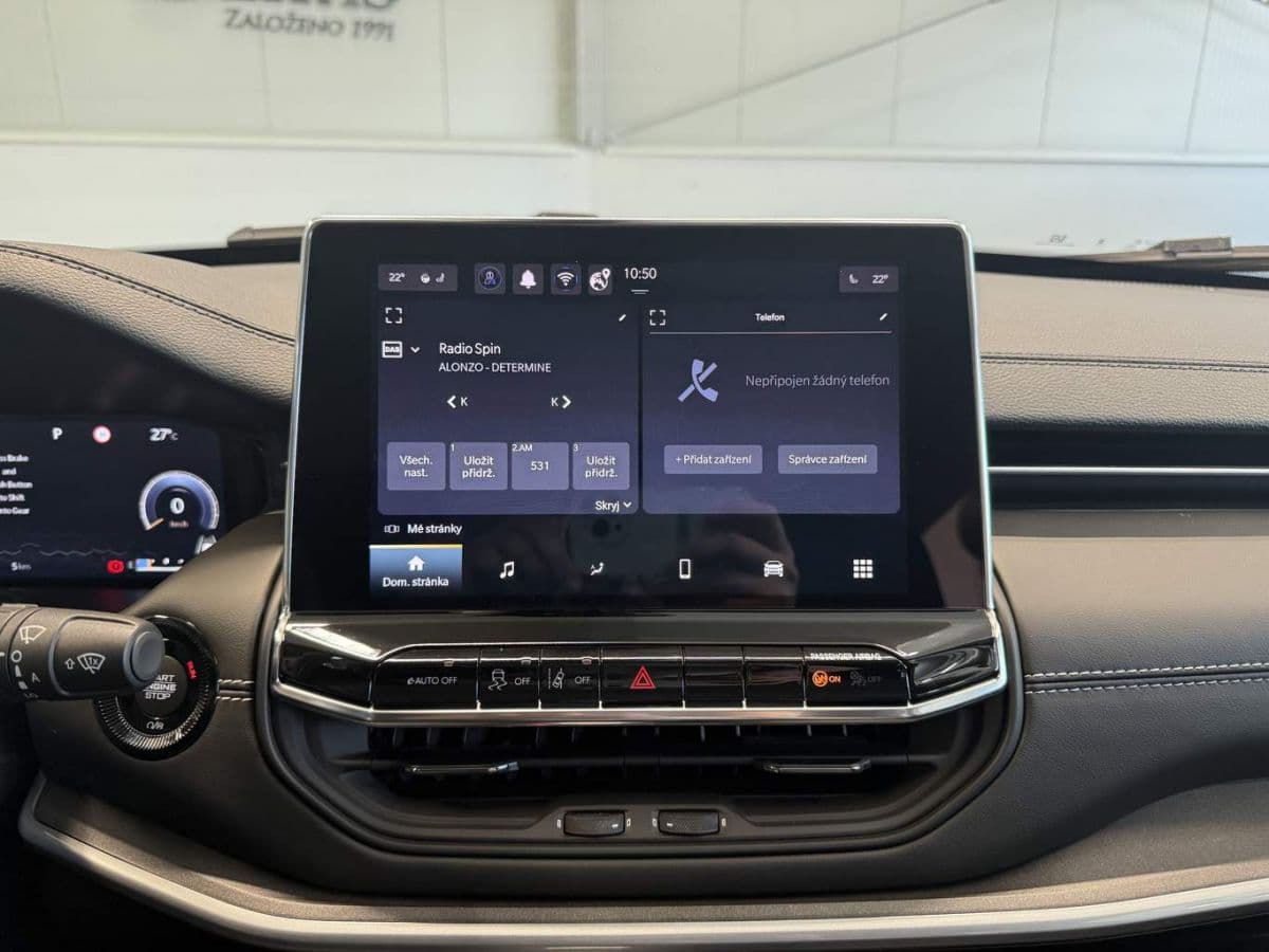 2025 Jeep Compass - 11