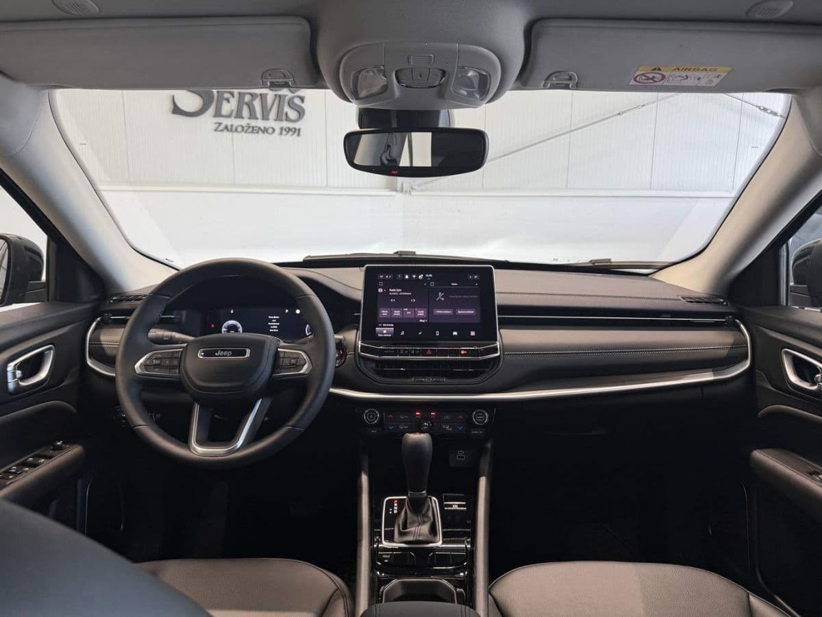 2025 Jeep Compass - 7
