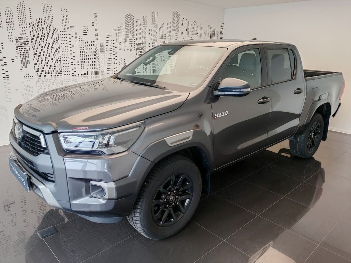 Toyota Hilux 2.8L Diesel - 4x4 - 6 AT