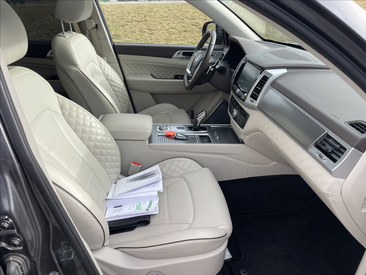 2022 SsangYong Rexton - 18