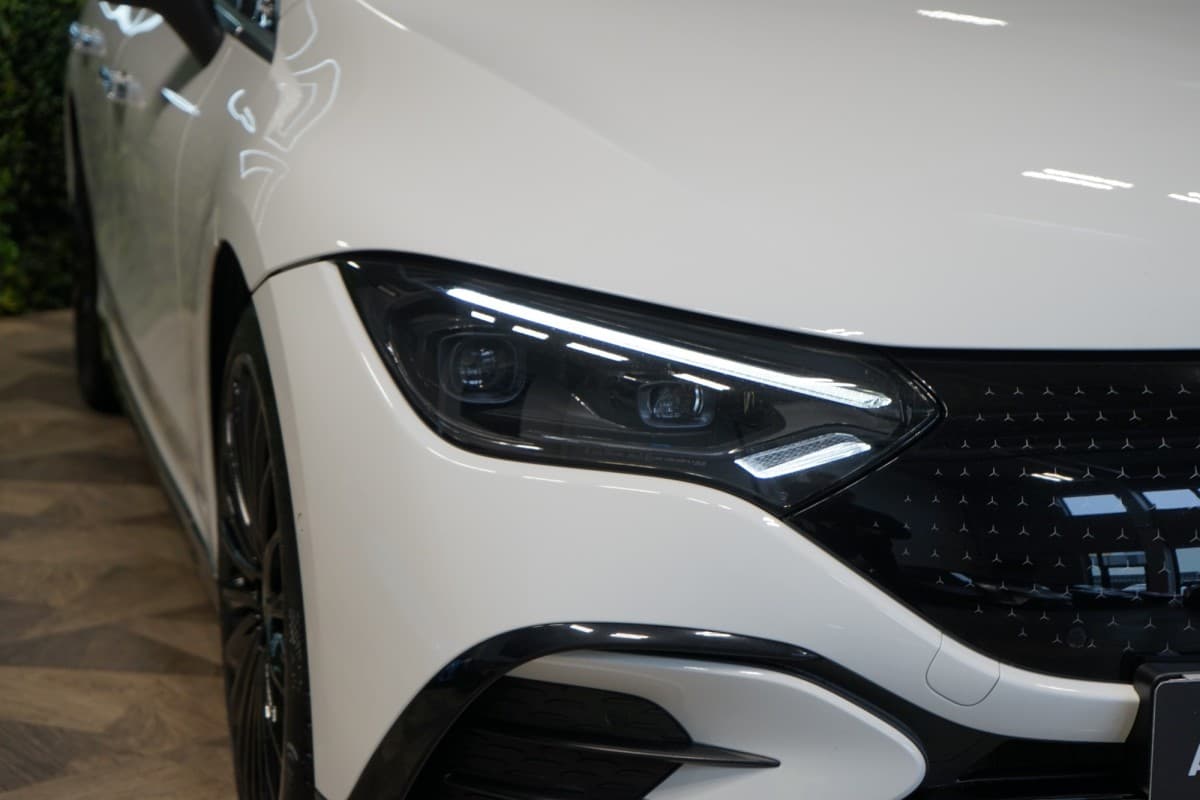 2022 Mercedes-Benz Eqe - 4