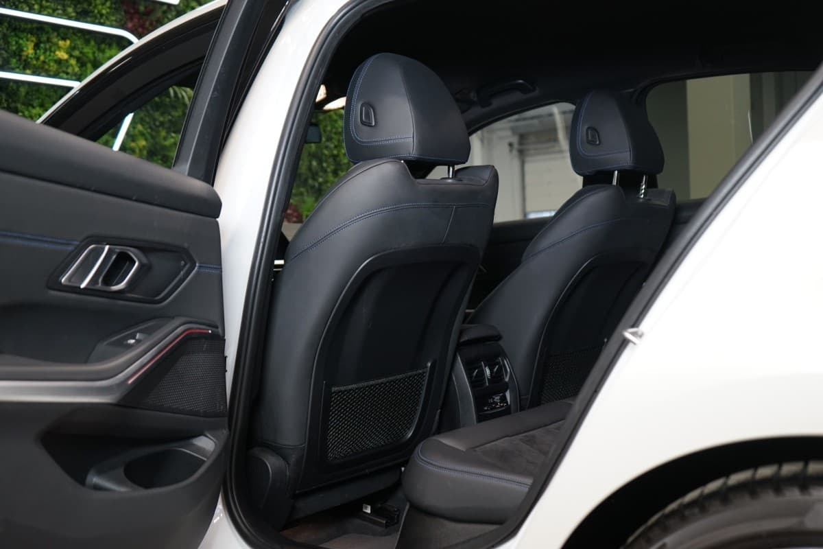 2020 BMW 3-Series - 16