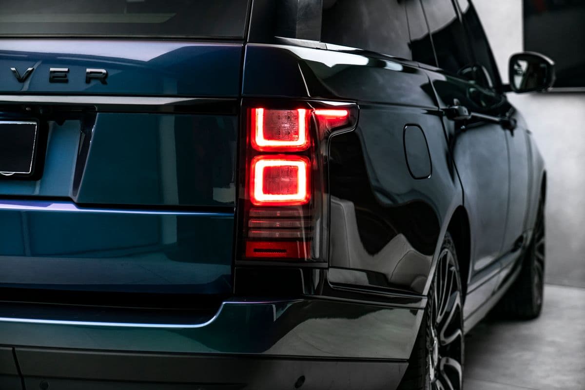 2016 Land Rover Range Rover - 10