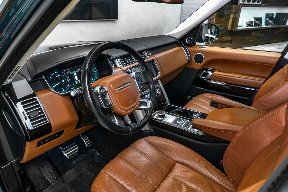 2016 Land Rover Range Rover - 11