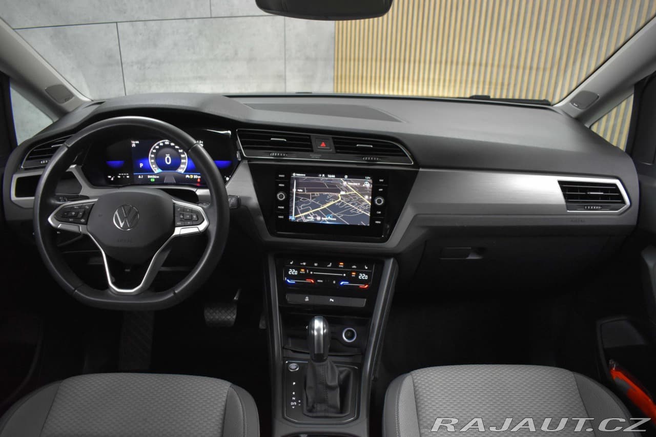 2023 Volkswagen Touran - 8