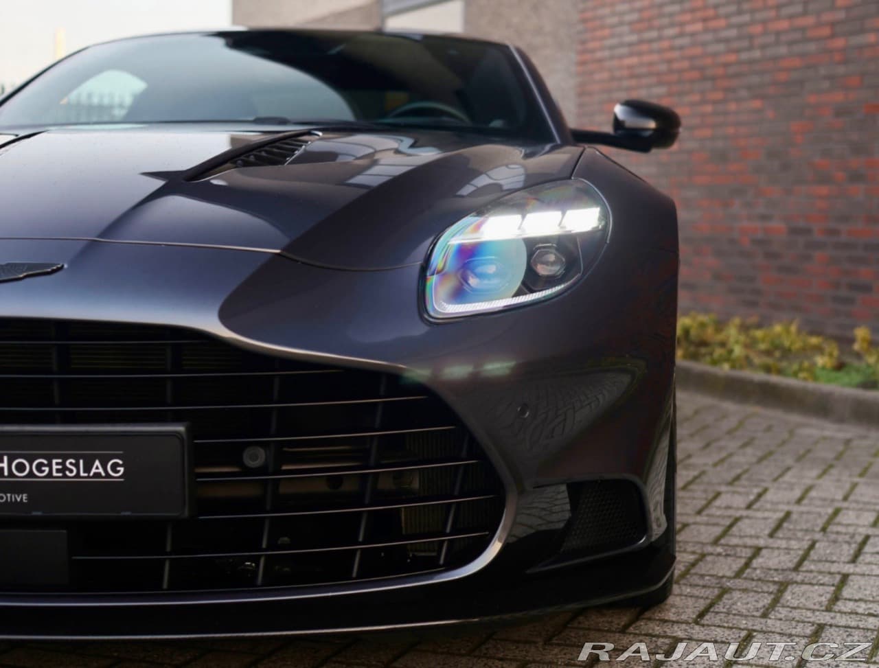 2024 Aston Martin Vanquish - 15