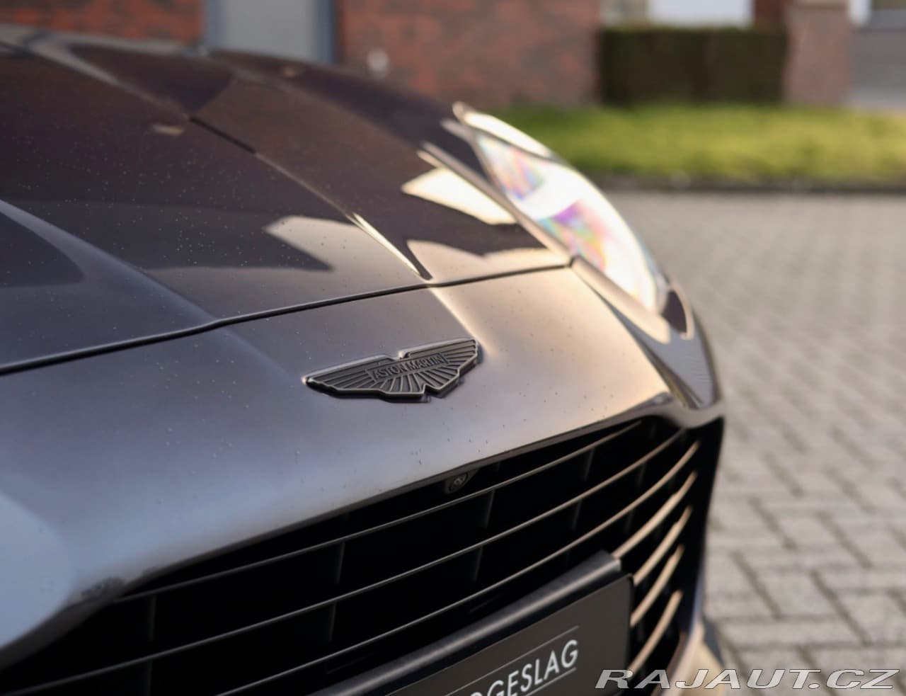 2024 Aston Martin Vanquish - 5