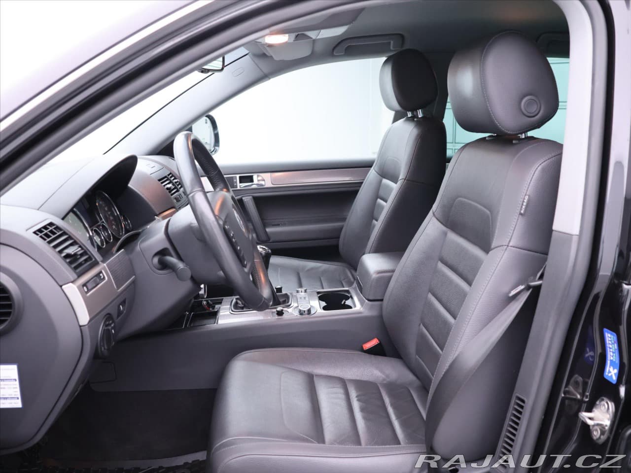 2008 Volkswagen TOUAREG - 11