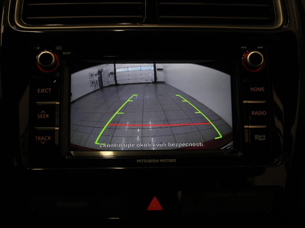 2020 Mitsubishi Asx - 11