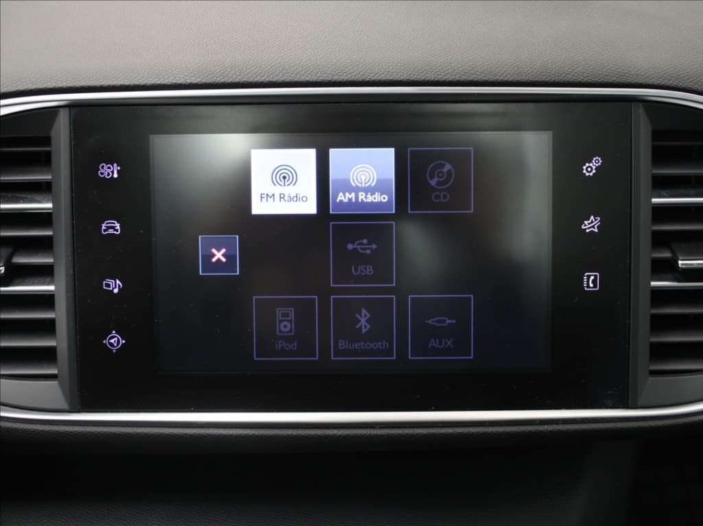 2016 Peugeot 308 - 12