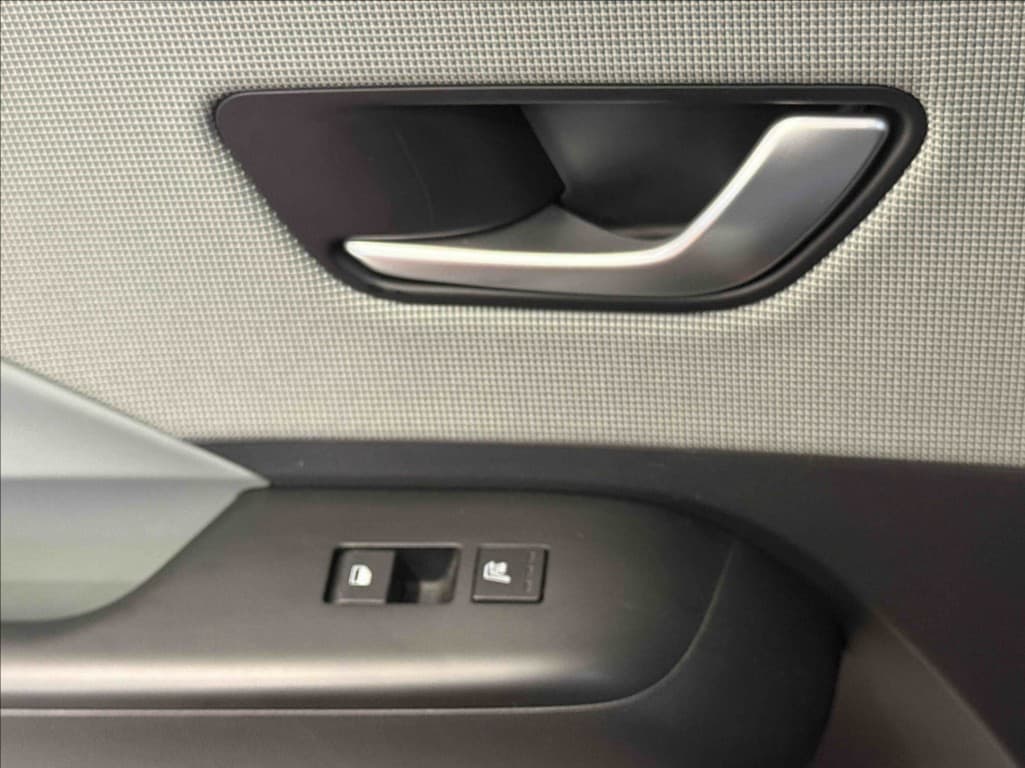 2024 Hyundai Kona - 10