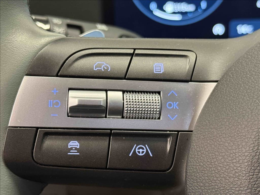 2024 Hyundai Kona - 16