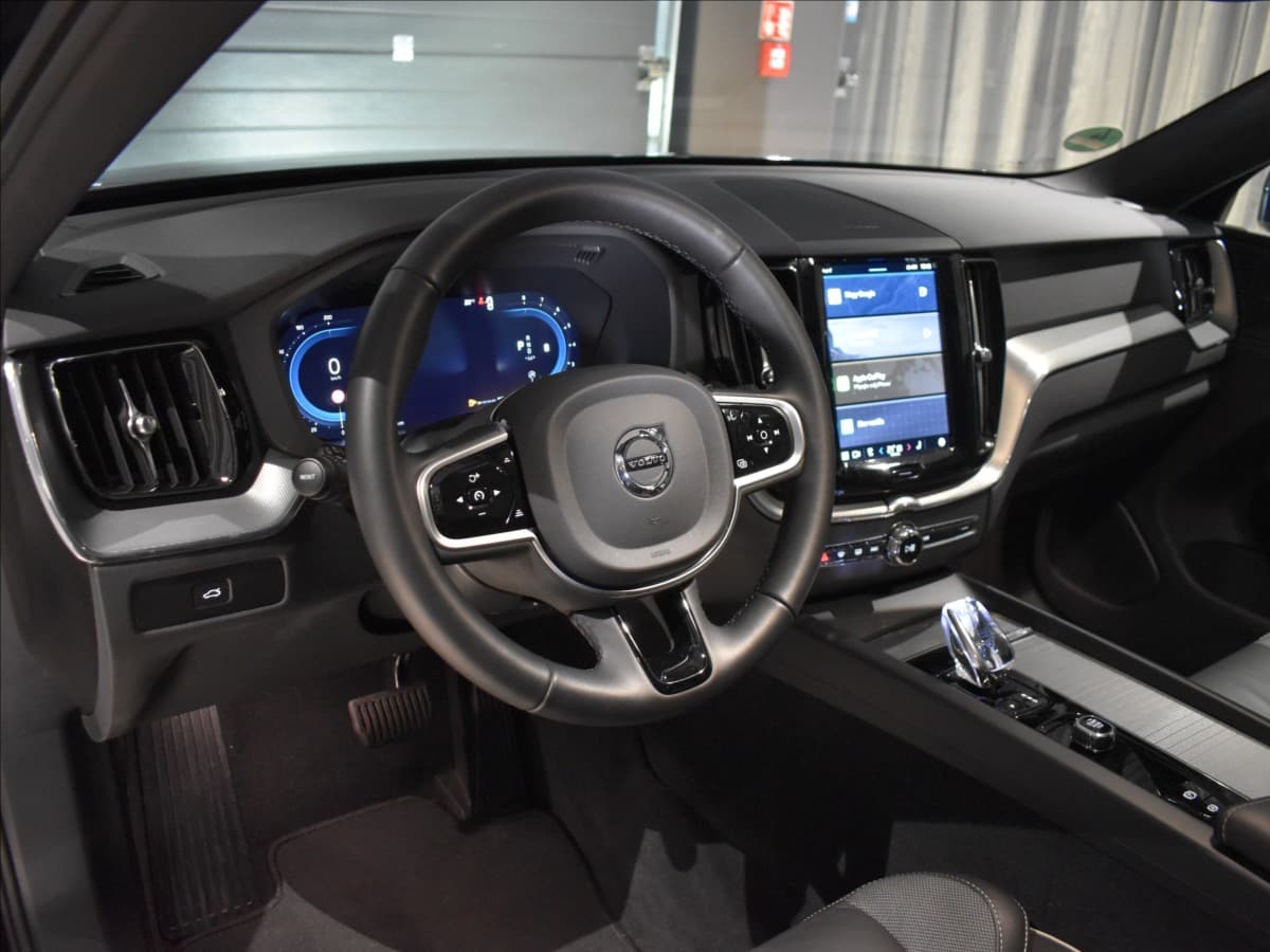 2025 Volvo Xc60 - 12
