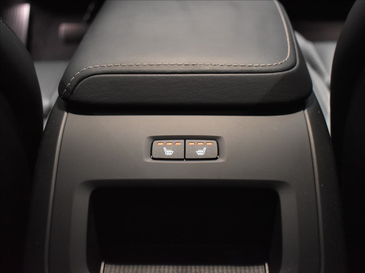 2025 Volvo Xc60 - 15