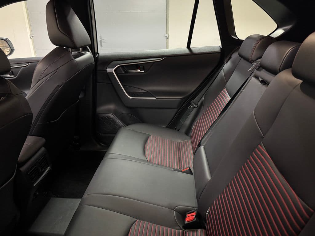 2025 Toyota Rav4 - 10