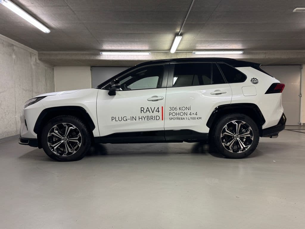 2025 Toyota Rav4 - 8