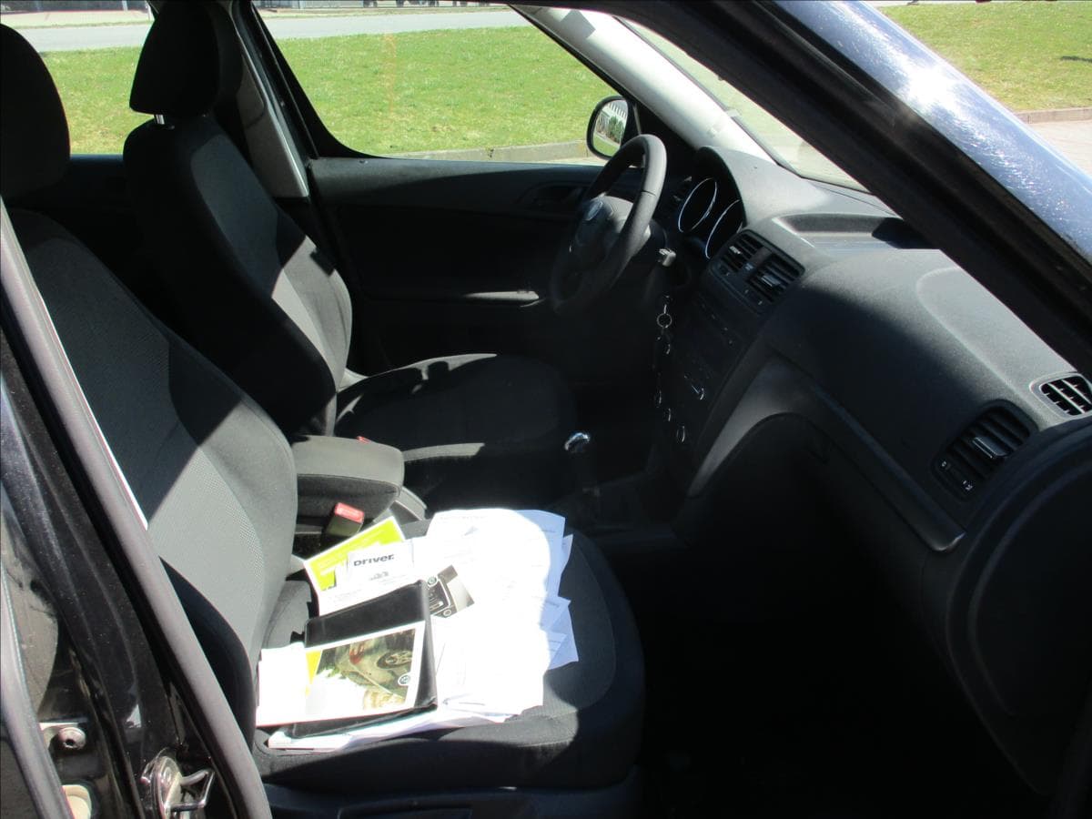 2010 Škoda Yeti - 13