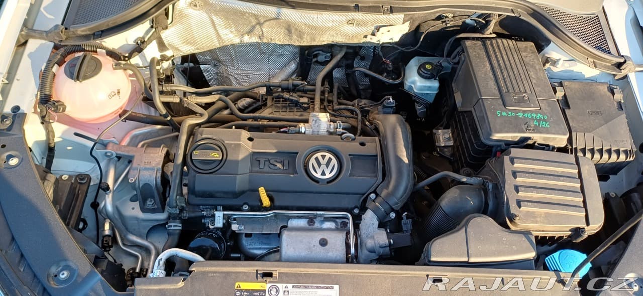 2014 Volkswagen Tiguan - 14